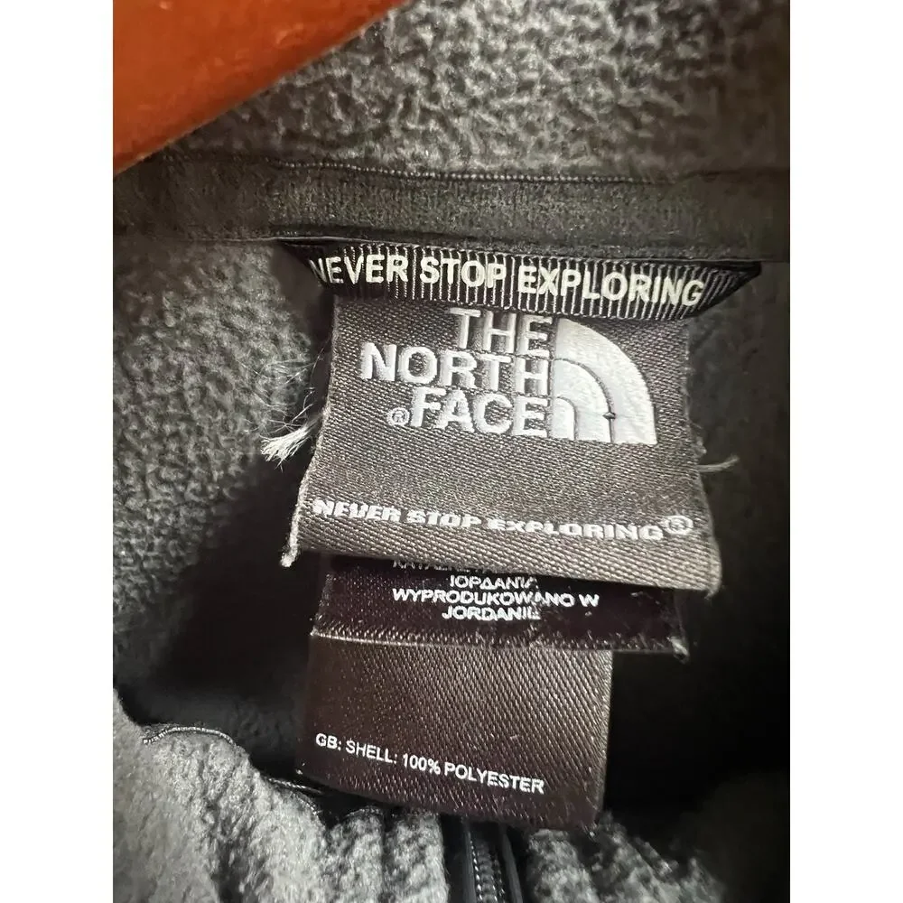 The North Face Sweater Men's L Gray 1/4 Zip Fleece Lightweight Pullover Gorpcore